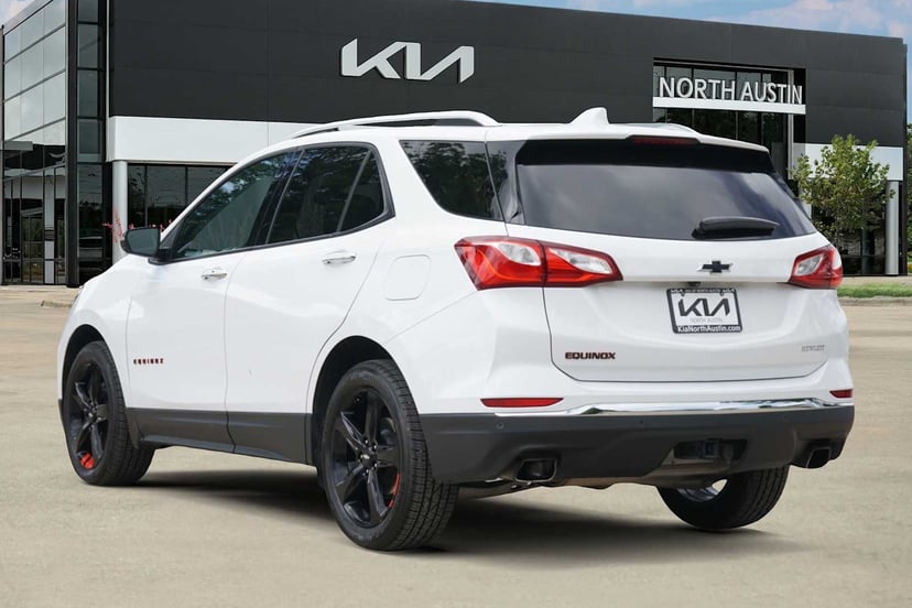2020 Chevrolet Equinox - Image 2