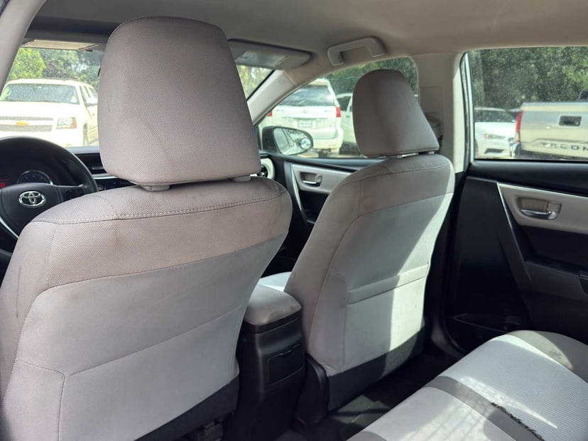 2017 Toyota Corolla - Image 26