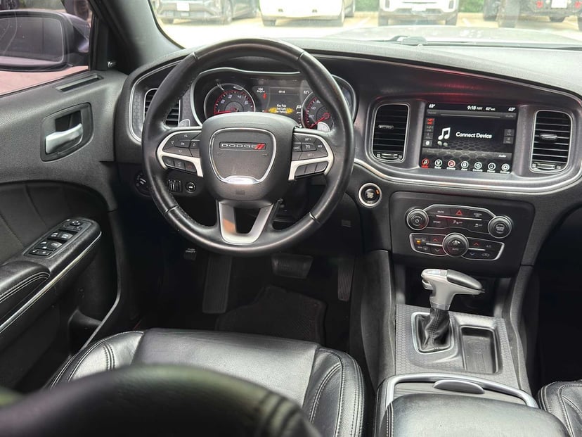 2017 Dodge Charger - Image 21