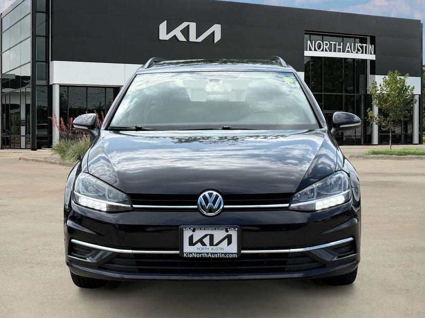 2019 Volkswagen Golf SportWagen - Image 3