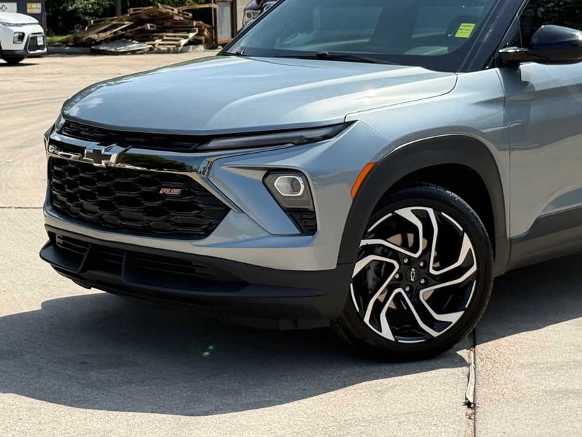 2025 Chevrolet Trailblazer - Image 2