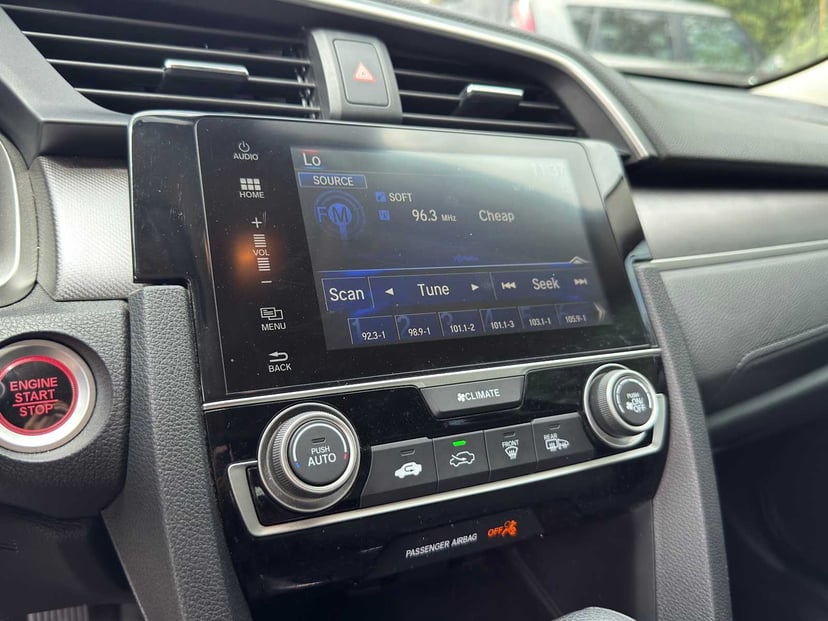 2017 Honda Civic - Image 17