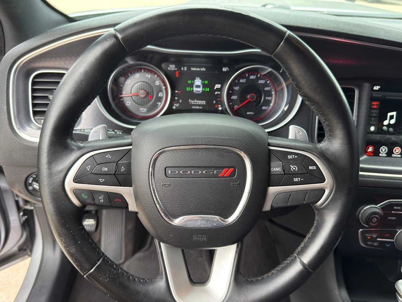 2017 Dodge Charger - Image 14