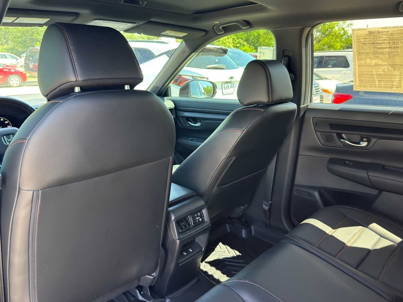 2025 Honda CR-V Hybrid - Image 25