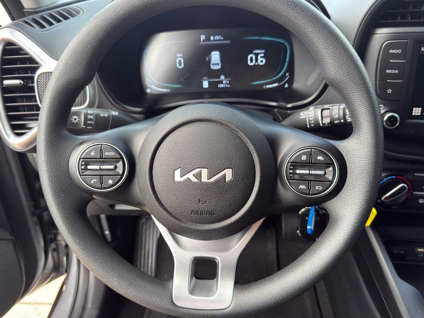 2025 Kia Soul - Image 16
