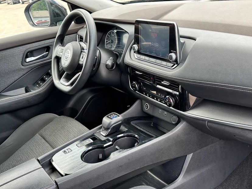 2021 Nissan Rogue - Image 20