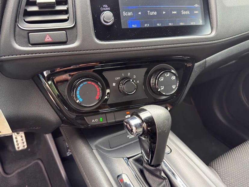 2022 Honda HR-V - Image 12