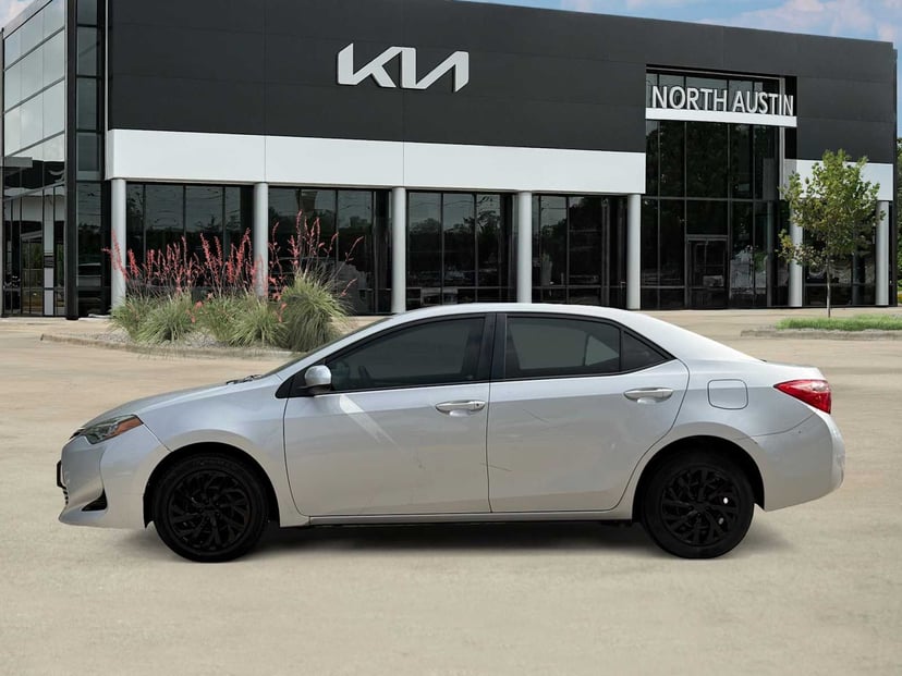2017 Toyota Corolla - Image 3