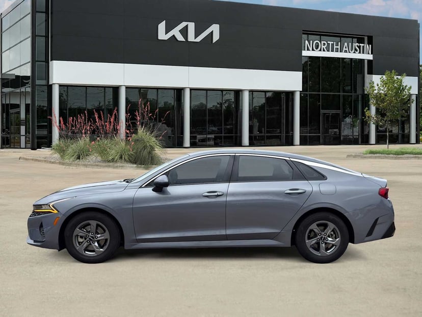 2022 Kia K5 - Image 3