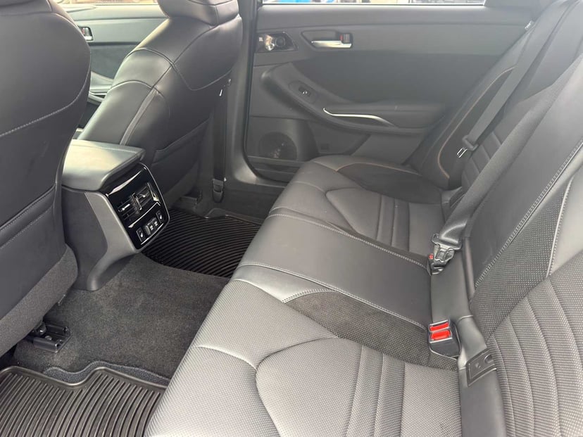 2019 Toyota Avalon - Image 25