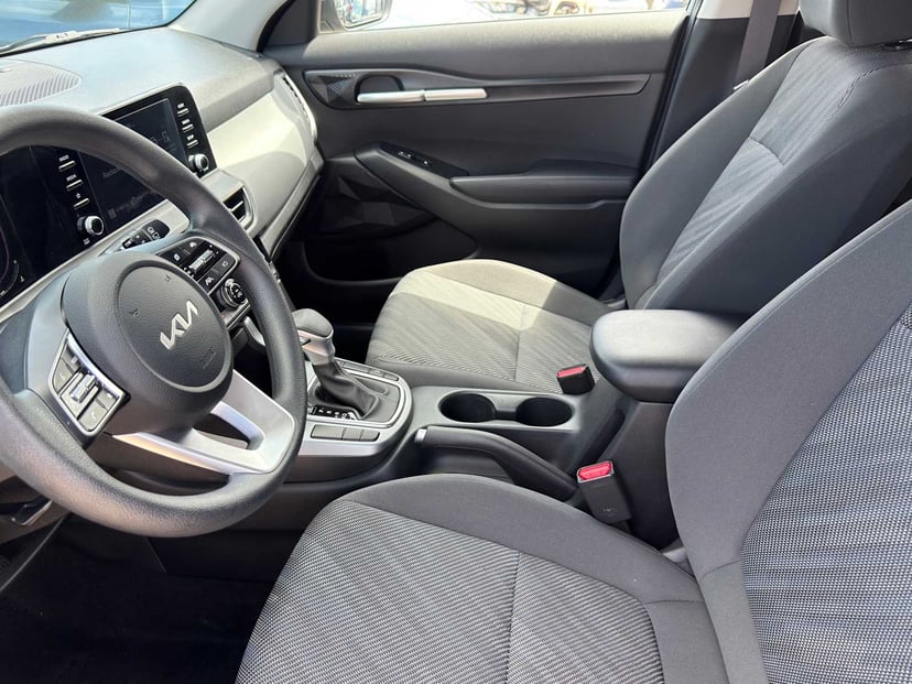 2024 Kia Seltos - Image 8