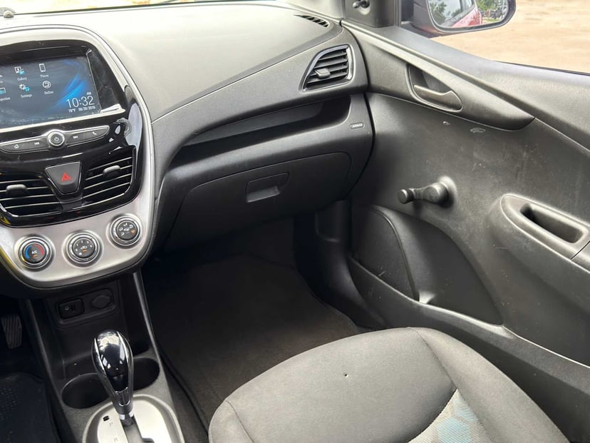 2017 Chevrolet Spark - Image 23