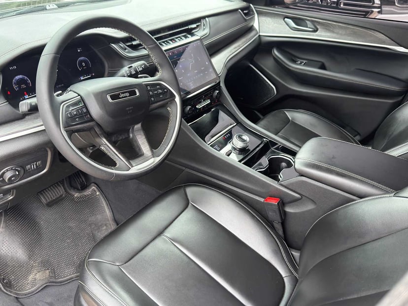 2023 Jeep Grand Cherokee - Image 8