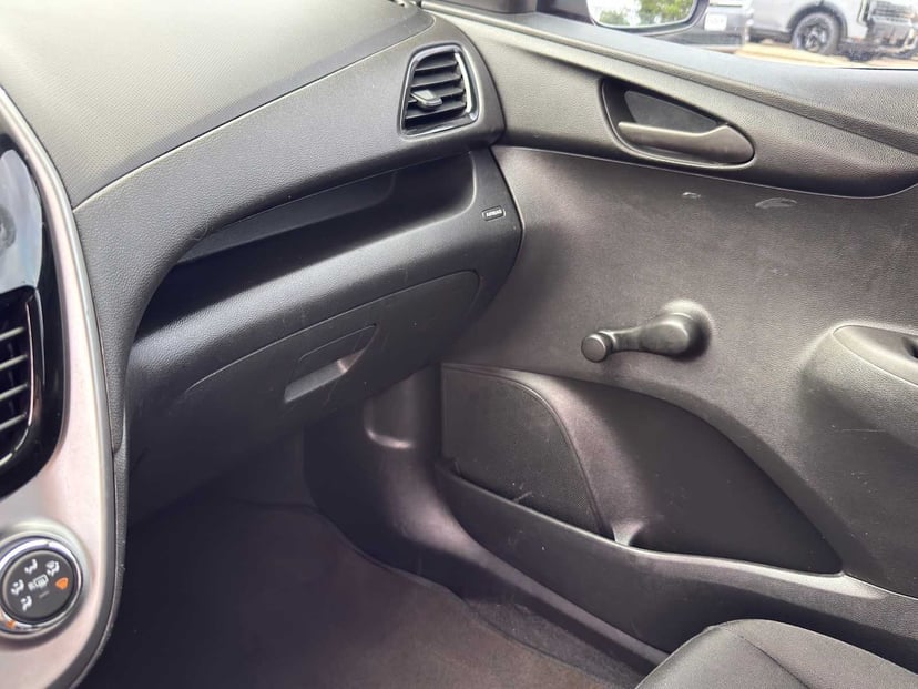 2017 Chevrolet Spark - Image 16