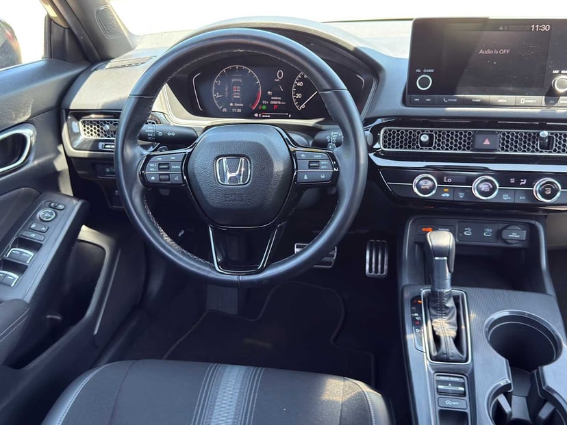 2025 Honda Civic - Image 25