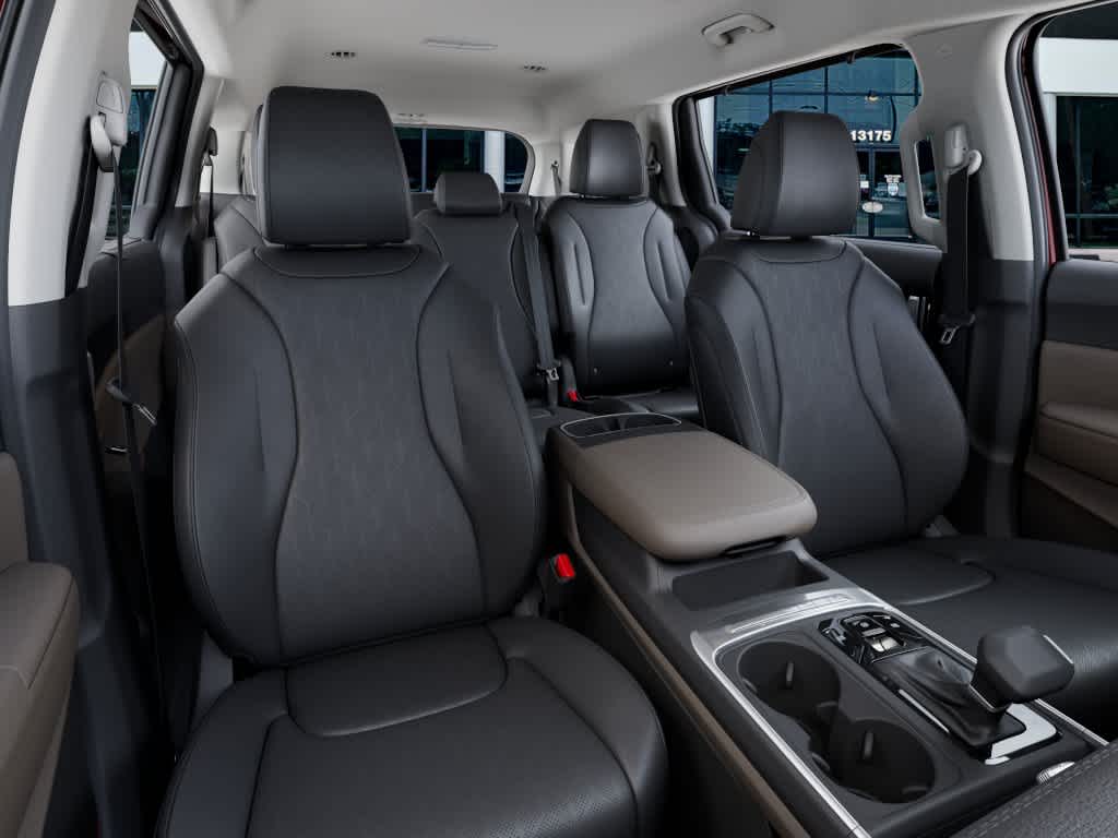 2026 Kia Carnival - Image 15
