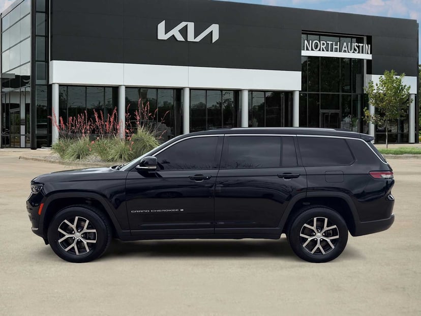 2023 Jeep Grand Cherokee - Image 4