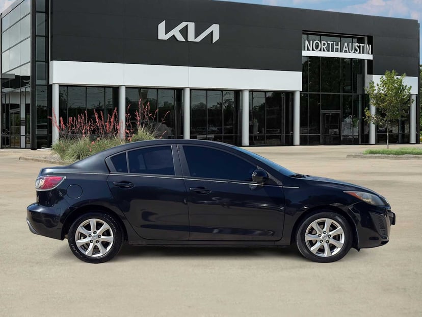 2011 Mazda Mazda3 - Image 3
