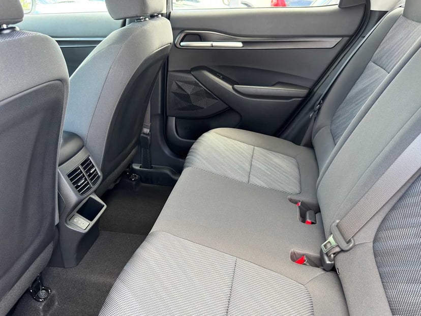 2024 Kia Seltos - Image 27