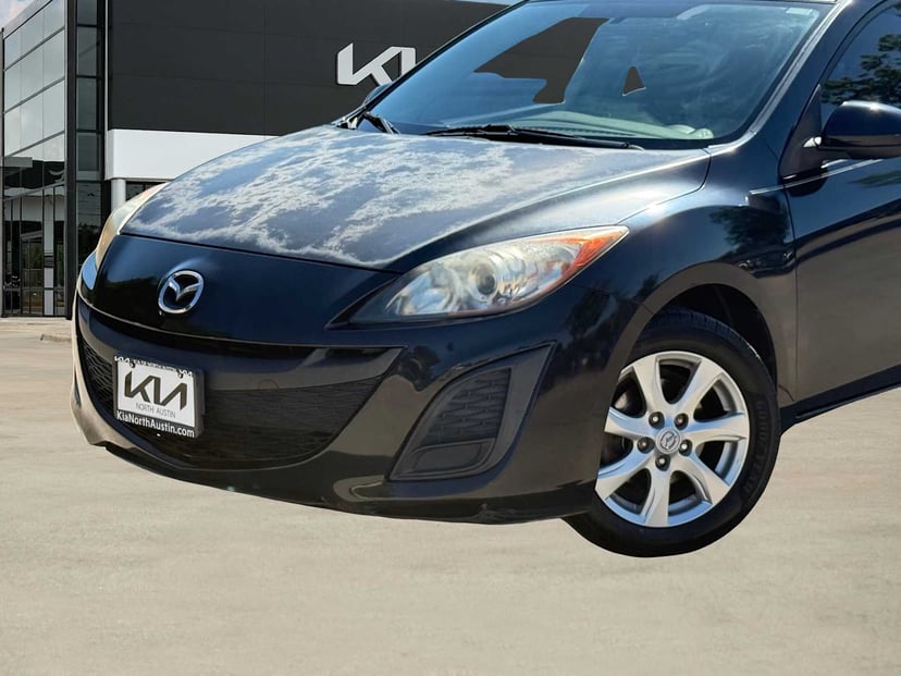 2011 Mazda Mazda3 - Image 2