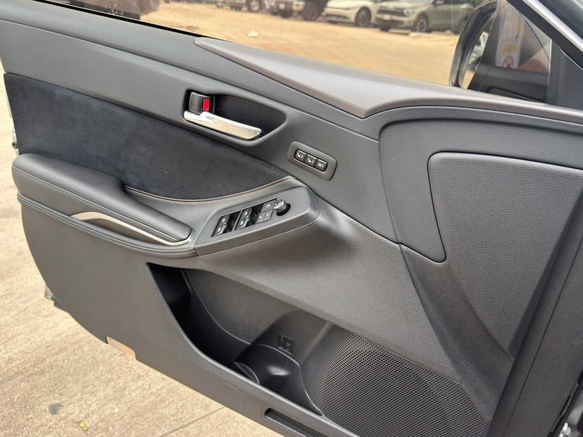 2019 Toyota Avalon - Image 24
