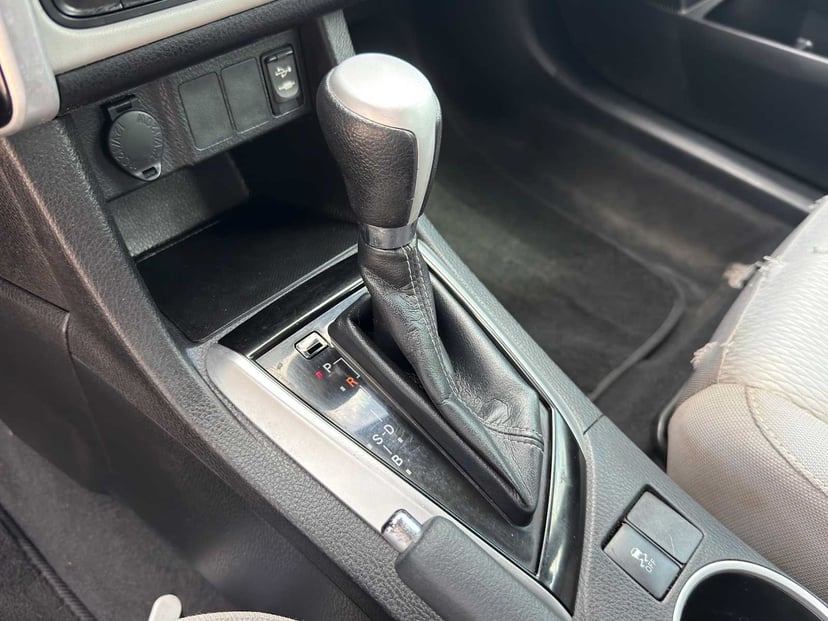 2017 Toyota Corolla - Image 14