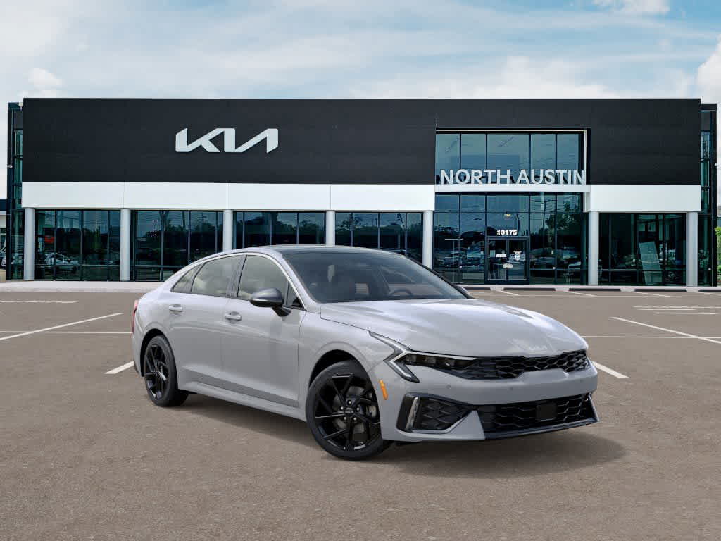 2026 Kia K5 - Image 8