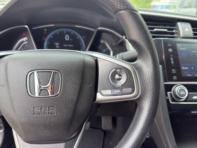 2017 Honda Civic - Image 19