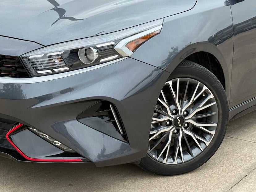 2023 Kia Forte - Image 5