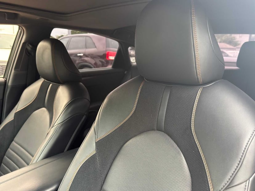 2019 Toyota Avalon - Image 10
