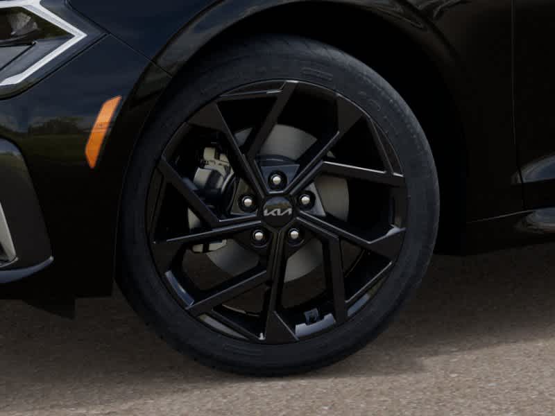 2026 Kia K5 - Image 9