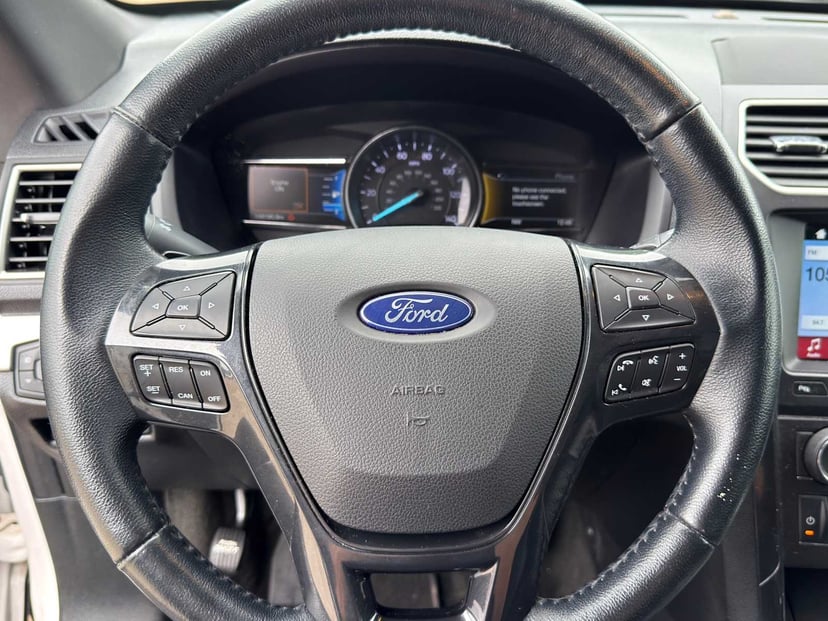 2017 Ford Explorer - Image 14