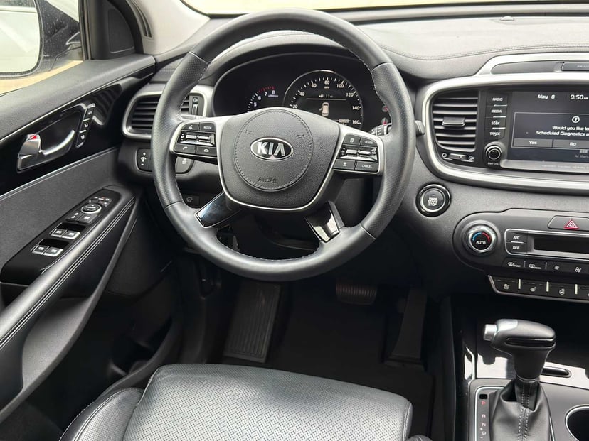 2019 Kia Sorento - Image 23