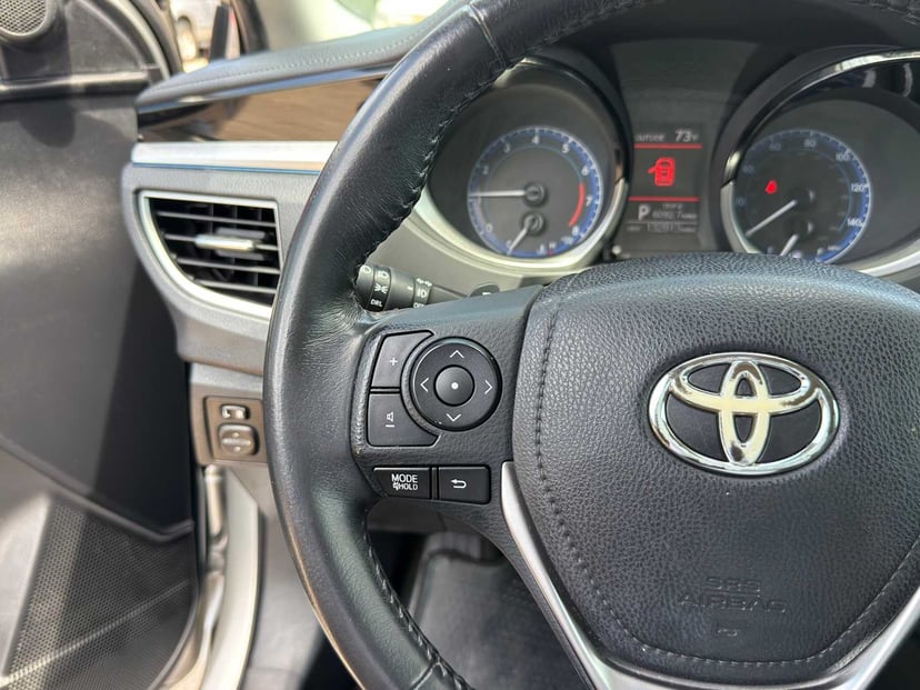 2014 Toyota Corolla - Image 16