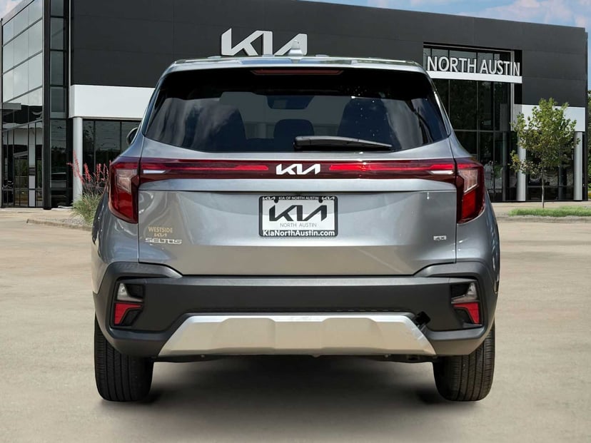 2024 Kia Seltos - Image 4