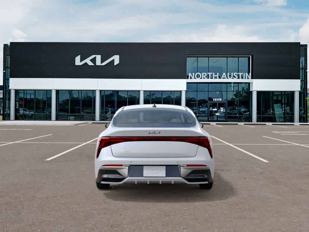 2026 Kia K5 - Image 5