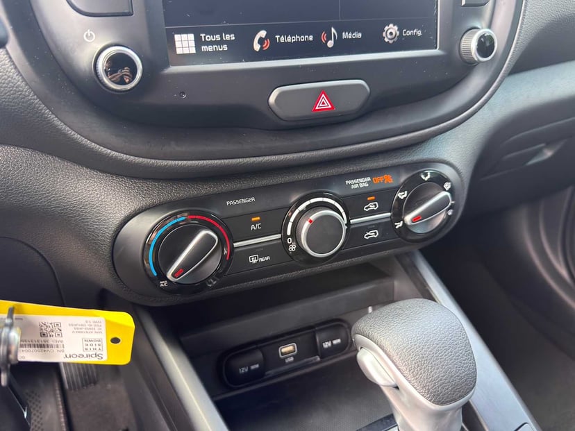 2025 Kia Soul - Image 14
