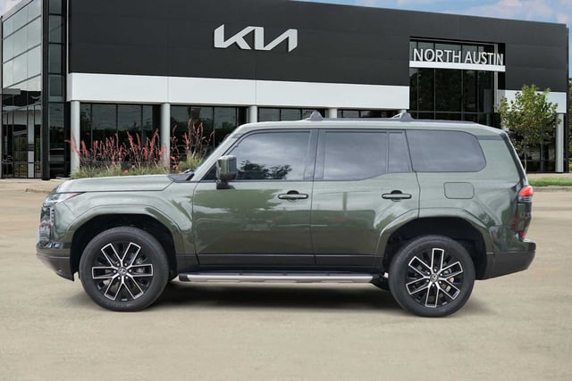 2025 LEXUS GX 550