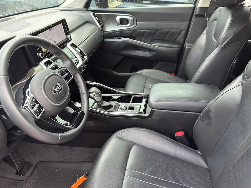 2021 Kia Sorento - Image 9