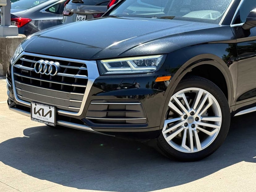 2018 Audi Q5 - Image 2