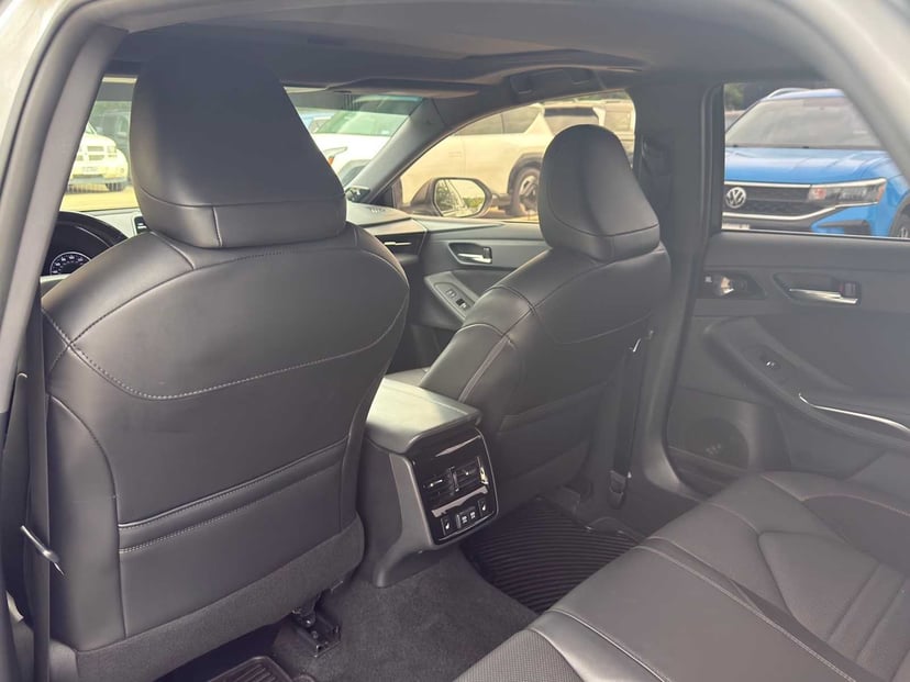 2019 Toyota Avalon - Image 26