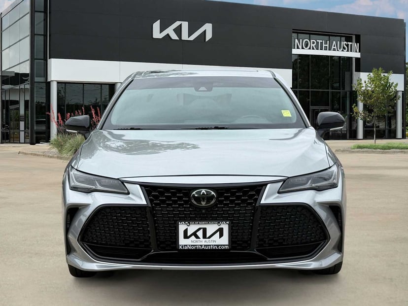 2019 Toyota Avalon - Image 5