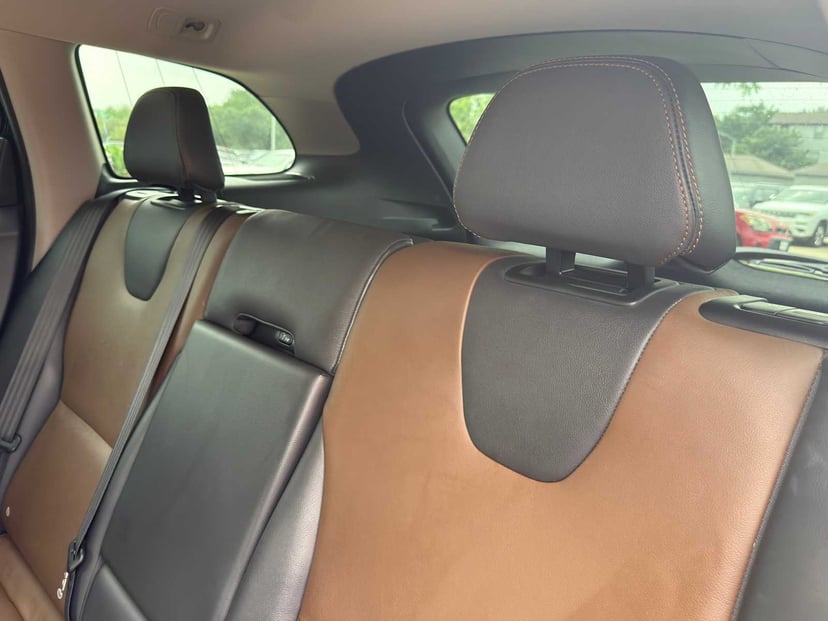 2017 Volvo XC60 - Image 21