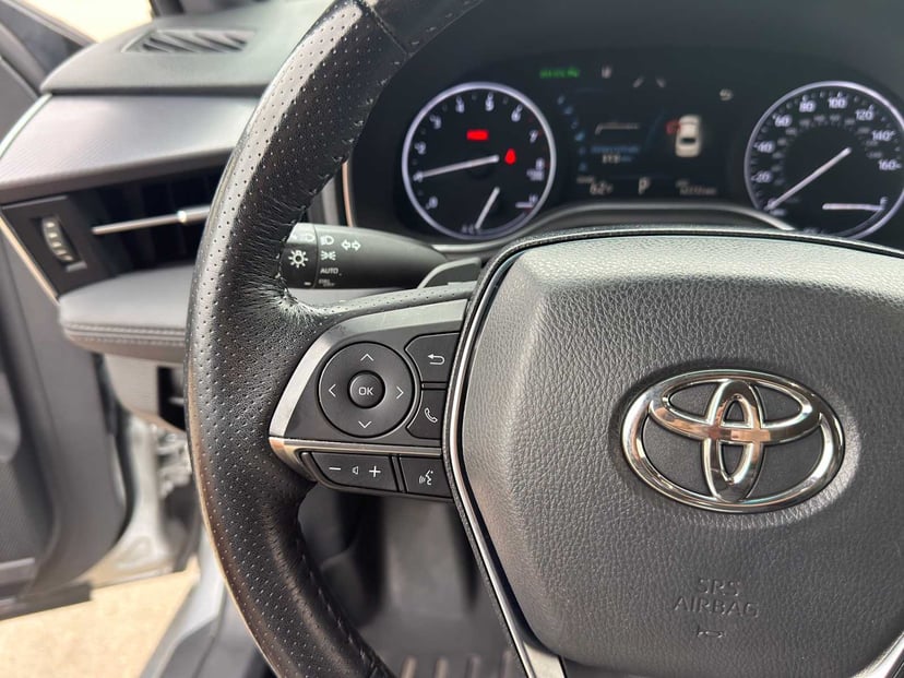 2019 Toyota Avalon - Image 16