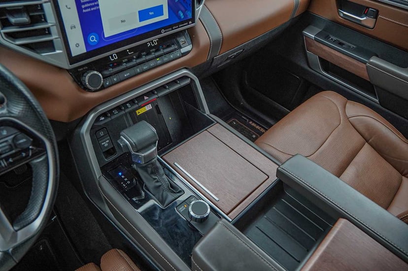 2023 Toyota Tundra - Image 16