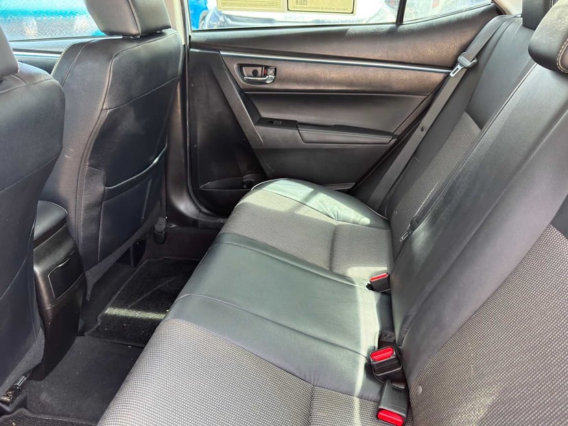 2014 Toyota Corolla - Image 21