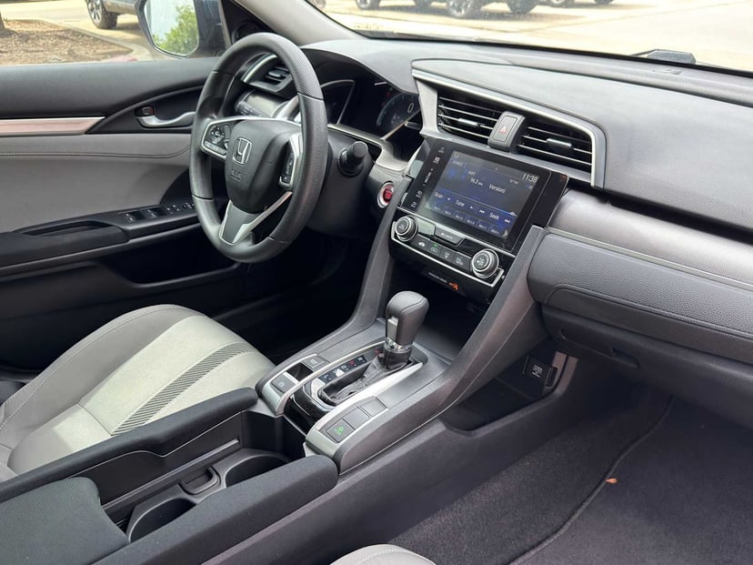 2017 Honda Civic - Image 27