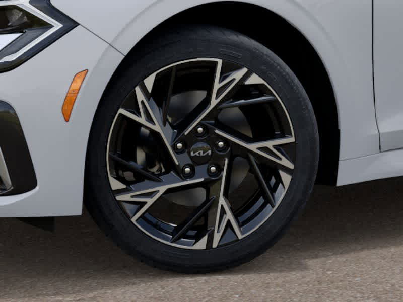 2026 Kia K5 - Image 9