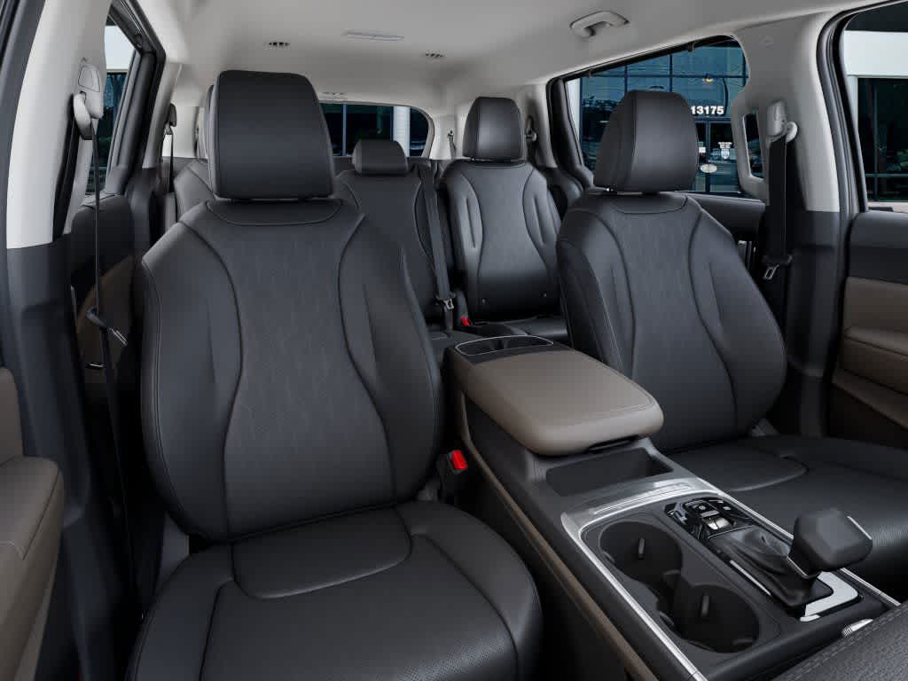 2026 Kia Carnival - Image 15