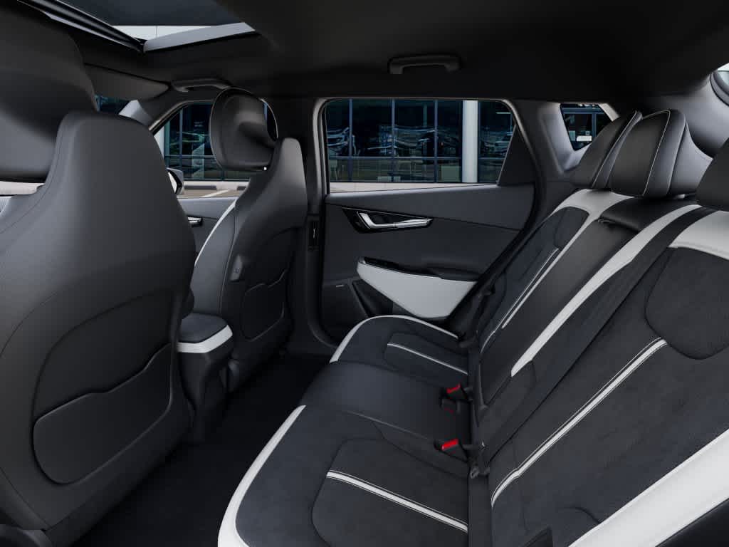 2026 Kia EV6 - Image 13